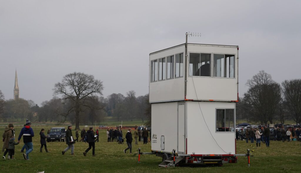 Commentary unit at the Holderness Point to Point