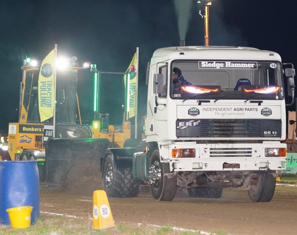 Tractor Pulling at Bunkers Hill, Emley Moor – A Weekend of Power, Noise and Resilience
