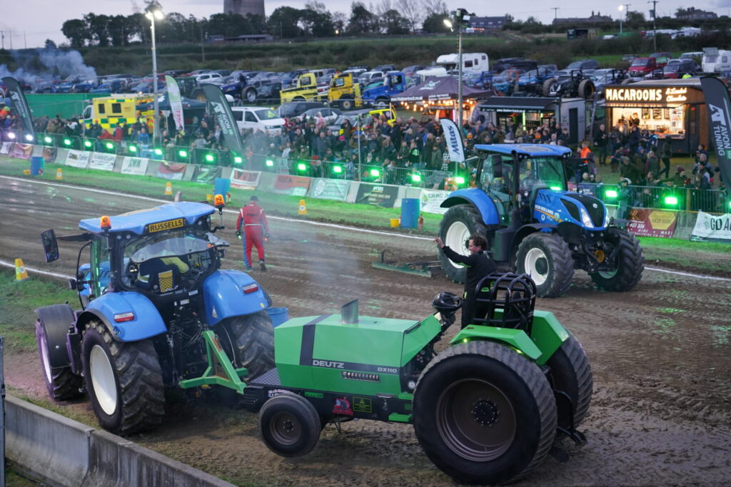 Emley Moor Tractor Pull 2026 – A Powerful Weekend with R & J PA Hire Tractor pulling action at Bunkers Hill Farm during Emley Moor Tractor Pull 2026